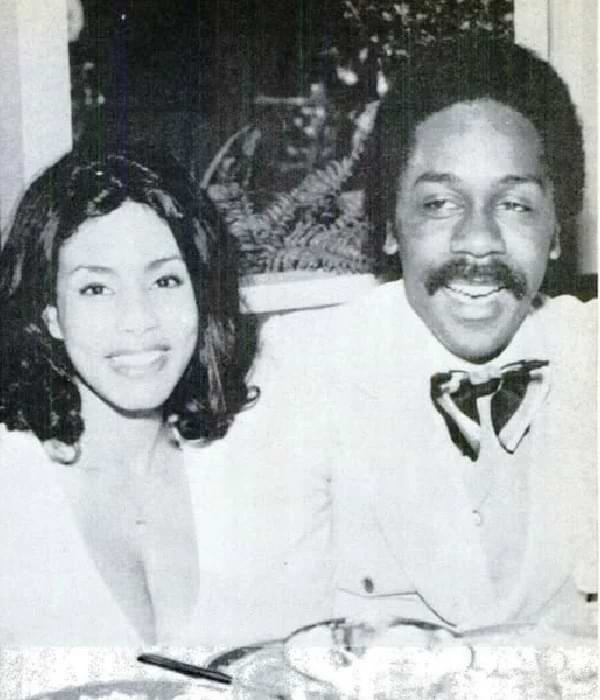 Marriage to Demond Wilson ventsmagazines.co.uk