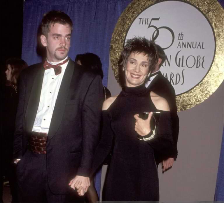 Will Theron Roth’s Parents’ Relationship ventsmagazines.co.uk